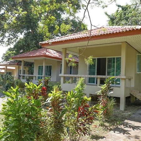 רנונג Baansukjai Bungalows מראה חיצוני תמונה